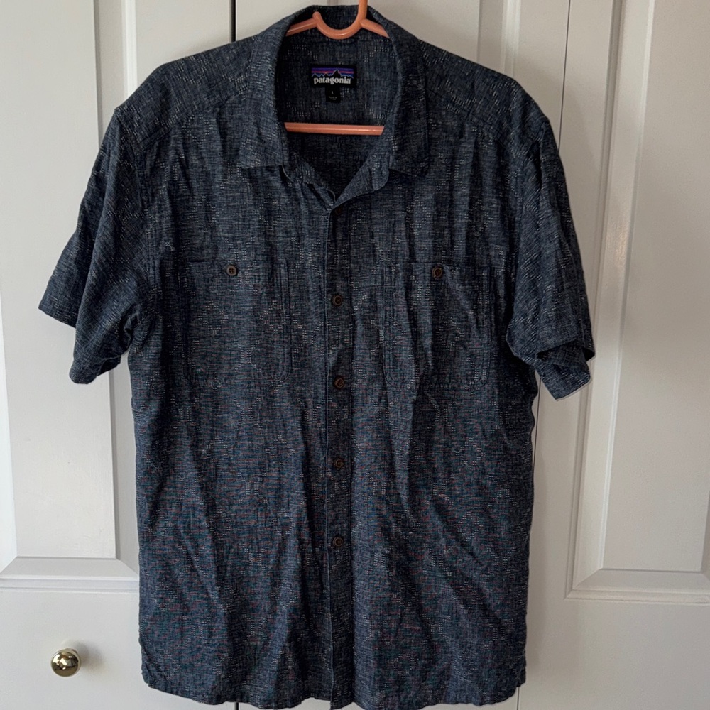 Patagonia Men's Navy Casual Button-Down Shirt